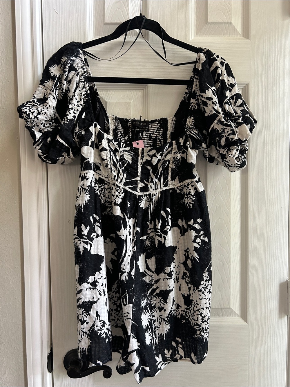Black & White Puff-Sleeve Floral Romper